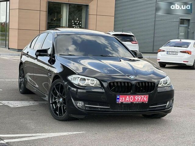 БМВ 5 Серия, объемом двигателя 3 л и пробегом 228 тыс. км за 13700 $, фото 1 на Automoto.ua