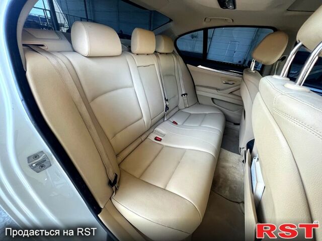 БМВ 5 Серия, объемом двигателя 2 л и пробегом 290 тыс. км за 11500 $, фото 6 на Automoto.ua