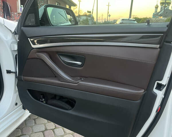 БМВ 5 Серія, об'ємом двигуна 2.98 л та пробігом 158 тис. км за 19500 $, фото 8 на Automoto.ua