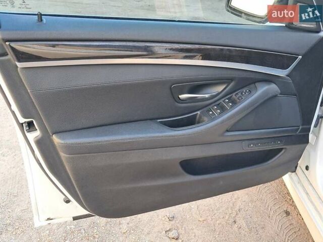 БМВ 5 Серія, об'ємом двигуна 2.98 л та пробігом 235 тис. км за 17000 $, фото 12 на Automoto.ua