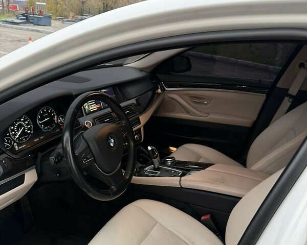 БМВ 5 Серия, объемом двигателя 2 л и пробегом 136 тыс. км за 13950 $, фото 11 на Automoto.ua