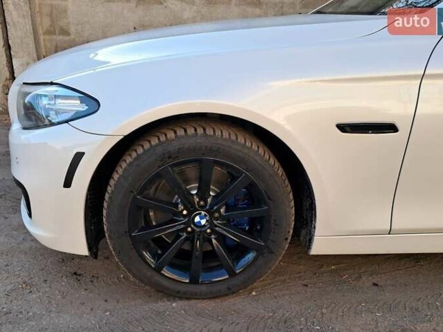 БМВ 5 Серія, об'ємом двигуна 2.98 л та пробігом 235 тис. км за 17000 $, фото 3 на Automoto.ua