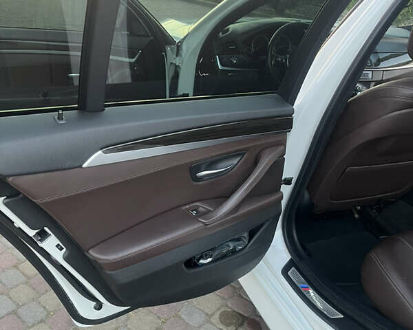 БМВ 5 Серія, об'ємом двигуна 2.98 л та пробігом 158 тис. км за 19500 $, фото 10 на Automoto.ua