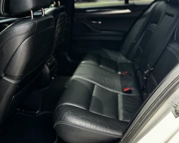 БМВ 5 Серія, об'ємом двигуна 3 л та пробігом 209 тис. км за 20000 $, фото 18 на Automoto.ua