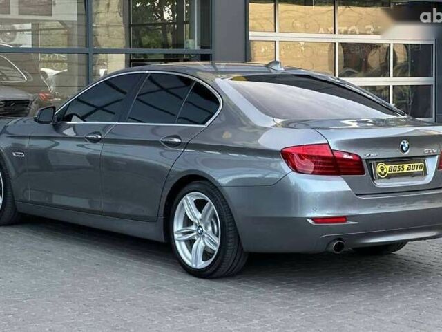 БМВ 5 Серія, об'ємом двигуна 3 л та пробігом 221 тис. км за 18000 $, фото 4 на Automoto.ua