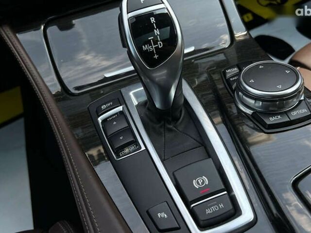 БМВ 5 Серія, об'ємом двигуна 3 л та пробігом 90 тис. км за 26999 $, фото 15 на Automoto.ua