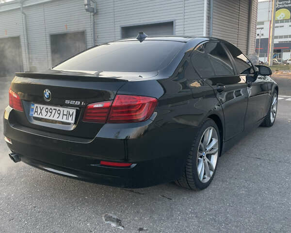 БМВ 5 Серия, объемом двигателя 2 л и пробегом 97 тыс. км за 17000 $, фото 4 на Automoto.ua