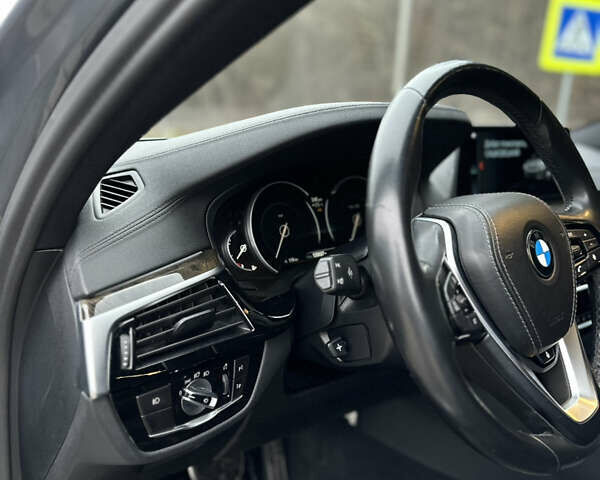 БМВ 5 Серия, объемом двигателя 0 л и пробегом 133 тыс. км за 31700 $, фото 18 на Automoto.ua