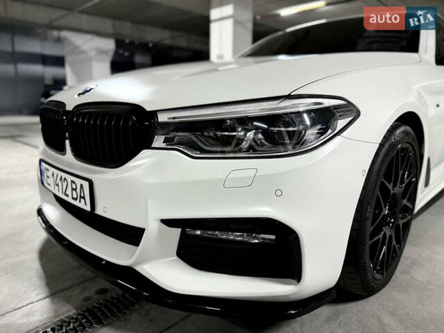 БМВ 5 Серия, объемом двигателя 3 л и пробегом 137 тыс. км за 38000 $, фото 3 на Automoto.ua