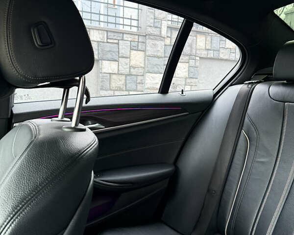 БМВ 5 Серия, объемом двигателя 3 л и пробегом 200 тыс. км за 31000 $, фото 32 на Automoto.ua