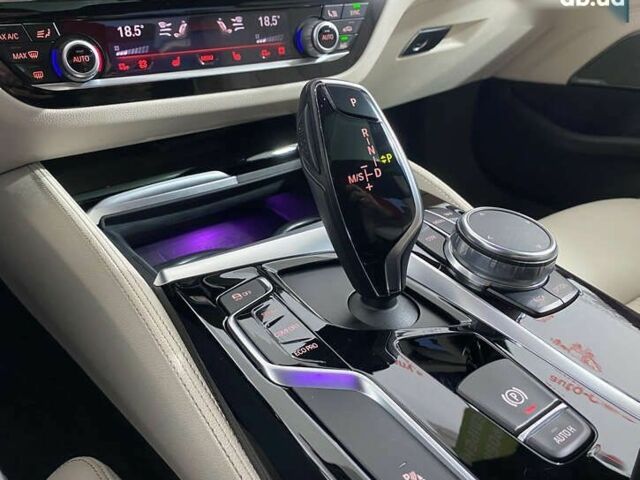 БМВ 5 Серия, объемом двигателя 3 л и пробегом 180 тыс. км за 39950 $, фото 23 на Automoto.ua