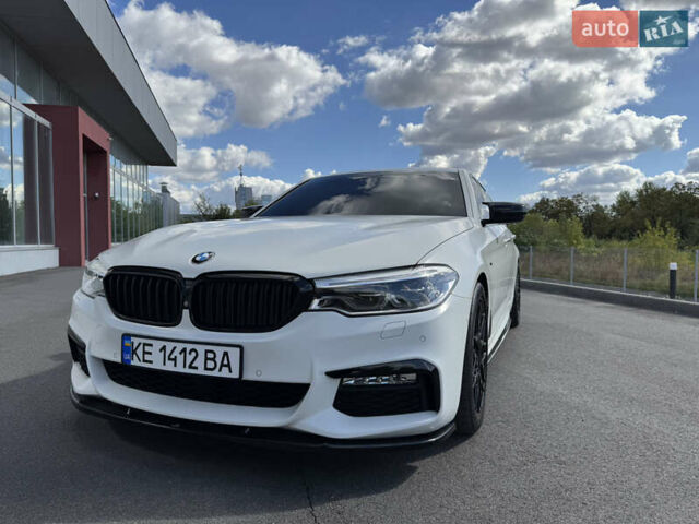 БМВ 5 Серия, объемом двигателя 3 л и пробегом 137 тыс. км за 42000 $, фото 1 на Automoto.ua