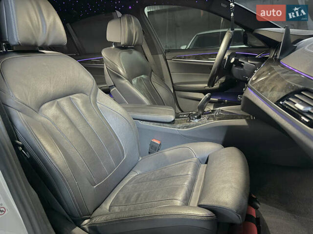 БМВ 5 Серия, объемом двигателя 3 л и пробегом 137 тыс. км за 38000 $, фото 39 на Automoto.ua