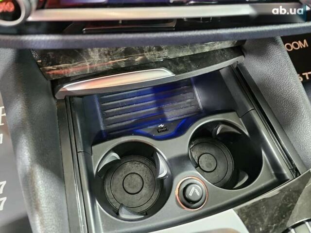 БМВ 5 Серія, об'ємом двигуна 3 л та пробігом 103 тис. км за 36999 $, фото 25 на Automoto.ua
