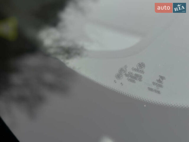 БМВ 5 Серия, объемом двигателя 0 л и пробегом 133 тыс. км за 31700 $, фото 6 на Automoto.ua