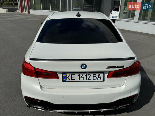 БМВ 5 Серия, объемом двигателя 3 л и пробегом 137 тыс. км за 42000 $, фото 11 на Automoto.ua