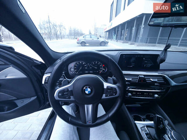 БМВ 5 Серія, об'ємом двигуна 3 л та пробігом 98 тис. км за 37000 $, фото 4 на Automoto.ua