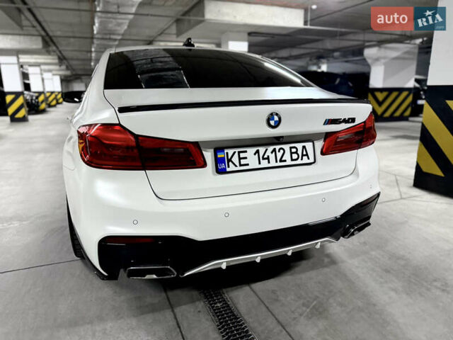 БМВ 5 Серия, объемом двигателя 3 л и пробегом 137 тыс. км за 38000 $, фото 12 на Automoto.ua