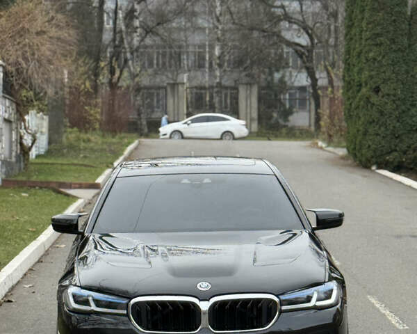 БМВ 5 Серия, объемом двигателя 3 л и пробегом 200 тыс. км за 31000 $, фото 1 на Automoto.ua