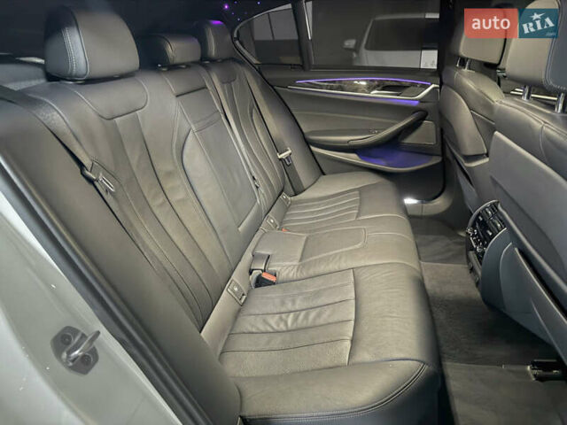 БМВ 5 Серия, объемом двигателя 3 л и пробегом 137 тыс. км за 38000 $, фото 36 на Automoto.ua