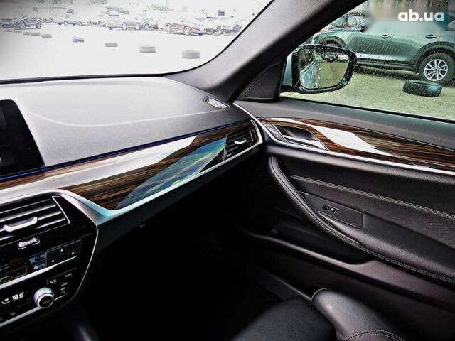 БМВ 5 Серия, объемом двигателя 0 л и пробегом 117 тыс. км за 28800 $, фото 16 на Automoto.ua