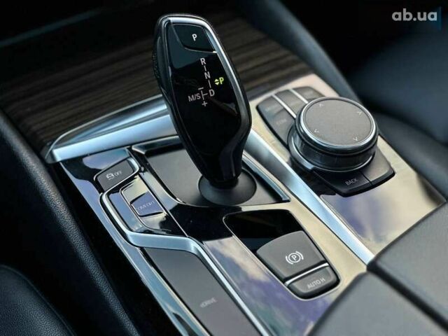 БМВ 5 Серия, объемом двигателя 0 л и пробегом 177 тыс. км за 27890 $, фото 26 на Automoto.ua