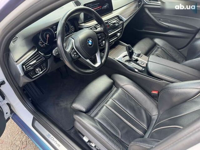 БМВ 5 Серия, объемом двигателя 0 л и пробегом 204 тыс. км за 21490 $, фото 19 на Automoto.ua
