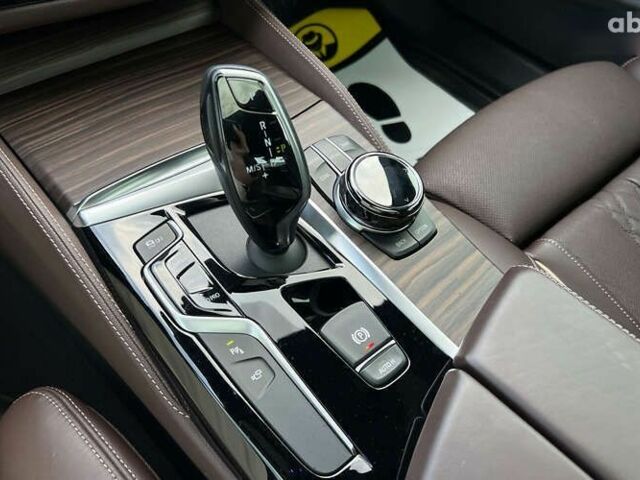 БМВ 5 Серия, объемом двигателя 2 л и пробегом 23 тыс. км за 35500 $, фото 25 на Automoto.ua