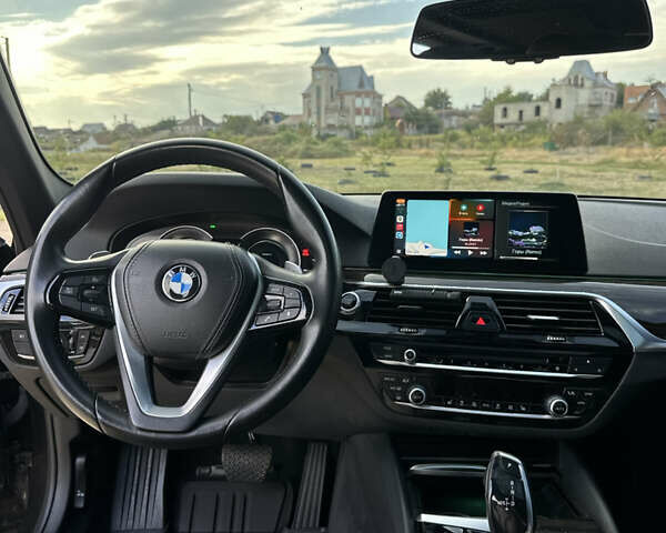 БМВ 5 Серия, объемом двигателя 2 л и пробегом 107 тыс. км за 31900 $, фото 10 на Automoto.ua