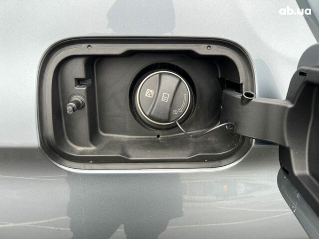 БМВ 5 Серия, объемом двигателя 0 л и пробегом 45 тыс. км за 37800 $, фото 9 на Automoto.ua