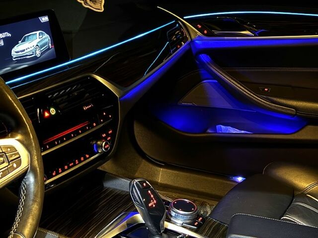 БМВ 5 Серия, объемом двигателя 30 л и пробегом 69 тыс. км за 38999 $, фото 8 на Automoto.ua