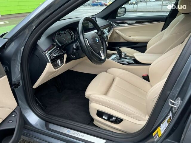 БМВ 5 Серия, объемом двигателя 0 л и пробегом 45 тыс. км за 37800 $, фото 19 на Automoto.ua