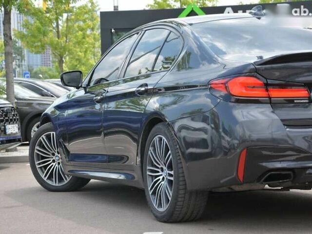 БМВ 5 Серия, объемом двигателя 0 л и пробегом 210 тыс. км за 28500 $, фото 11 на Automoto.ua
