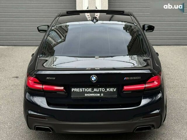 БМВ 5 Серія, об'ємом двигуна 4.4 л та пробігом 108 тис. км за 39000 $, фото 17 на Automoto.ua