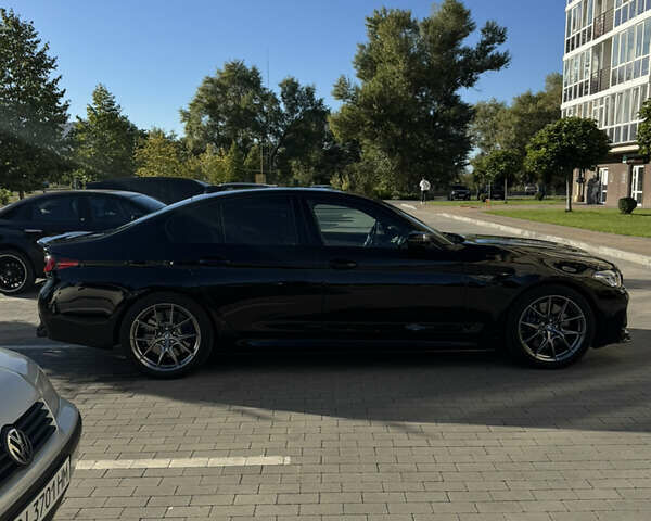 БМВ 5 Серия, объемом двигателя 3 л и пробегом 112 тыс. км за 39899 $, фото 2 на Automoto.ua