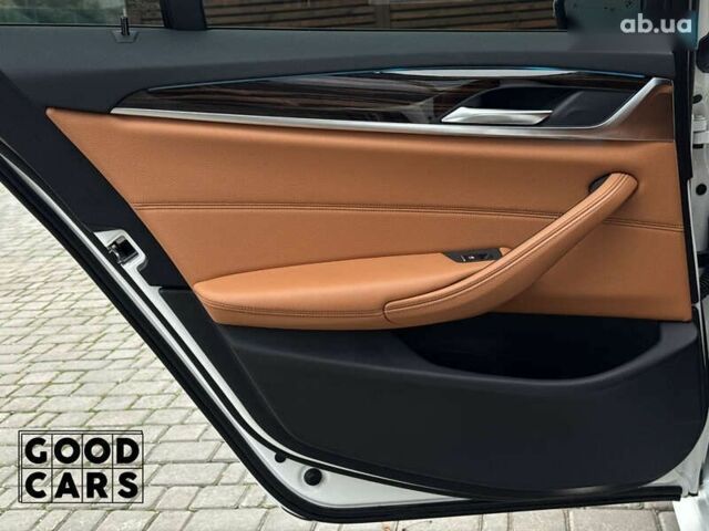 БМВ 5 Серія, об'ємом двигуна 2 л та пробігом 67 тис. км за 33000 $, фото 26 на Automoto.ua