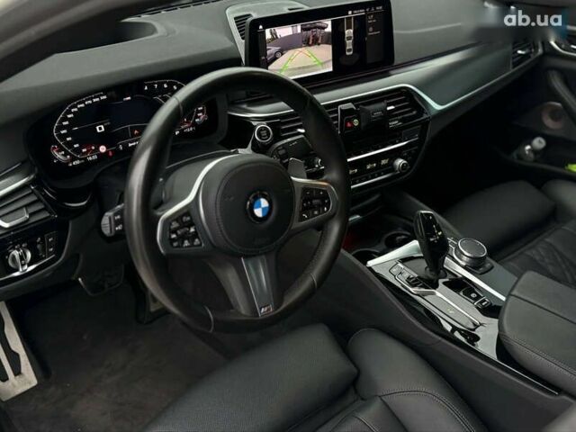 БМВ 5 Серия 2020 в Киеве на Automoto.ua БМВ 5 Серия, объемом двигателя 3 л и пробегом 133 тыс. км за 46000 $, фото 14 на Automoto.ua