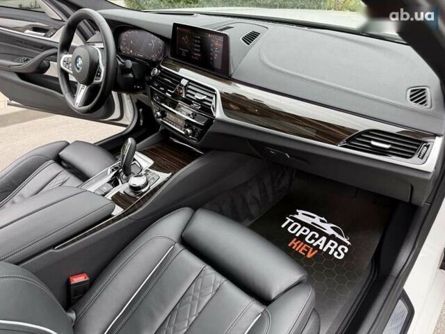 БМВ 5 Серия, объемом двигателя 4.4 л и пробегом 69 тыс. км за 50999 $, фото 27 на Automoto.ua