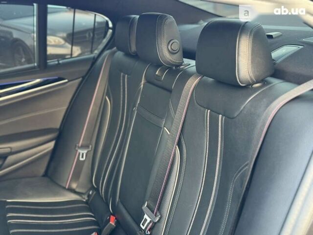 БМВ 5 Серія, об'ємом двигуна 2 л та пробігом 262 тис. км за 32950 $, фото 29 на Automoto.ua