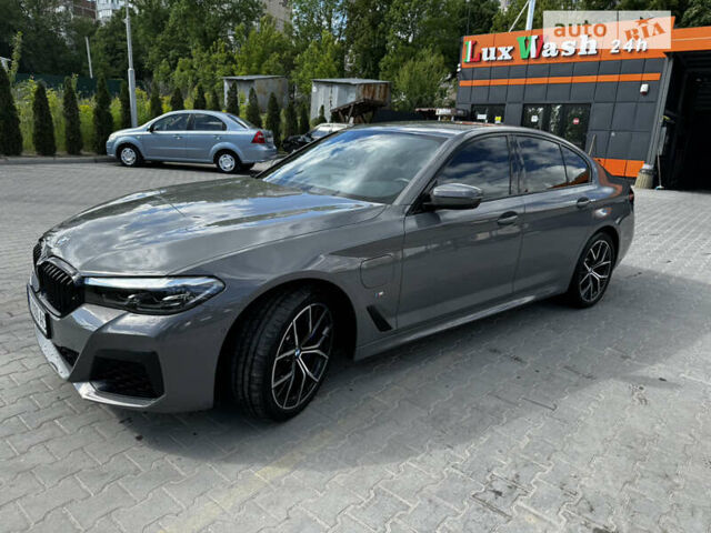 БМВ 5 Серия, объемом двигателя 2 л и пробегом 88 тыс. км за 59000 $, фото 1 на Automoto.ua