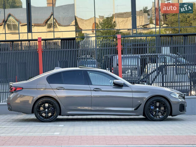 БМВ 5 Серия, объемом двигателя 3 л и пробегом 91 тыс. км за 62700 $, фото 4 на Automoto.ua