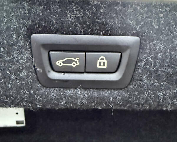 БМВ 5 Серия, объемом двигателя 2 л и пробегом 52 тыс. км за 41500 $, фото 18 на Automoto.ua