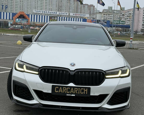 БМВ 5 Серия, объемом двигателя 2 л и пробегом 52 тыс. км за 41500 $, фото 2 на Automoto.ua