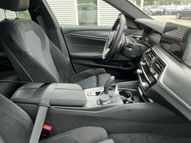 БМВ 5 Серия, объемом двигателя 2 л и пробегом 20 тыс. км за 69773 $, фото 13 на Automoto.ua