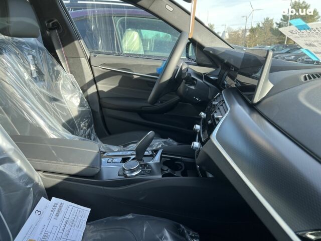 БМВ 5 Серія, об'ємом двигуна 3 л та пробігом 0 тис. км за 92269 $, фото 31 на Automoto.ua