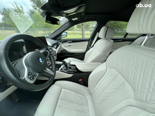 БМВ 5 Серия, объемом двигателя 3 л и пробегом 16 тыс. км за 79119 $, фото 6 на Automoto.ua