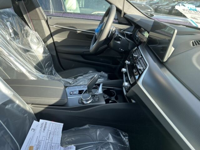 БМВ 5 Серія, об'ємом двигуна 3 л та пробігом 0 тис. км за 92269 $, фото 28 на Automoto.ua
