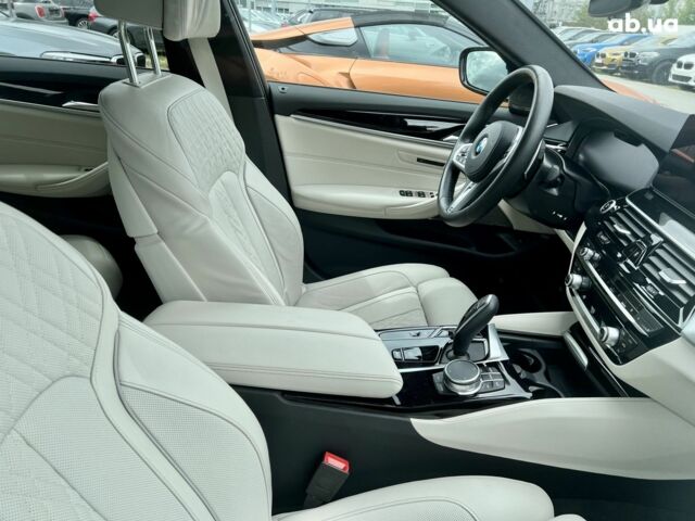 БМВ 5 Серия, объемом двигателя 3 л и пробегом 16 тыс. км за 79119 $, фото 13 на Automoto.ua