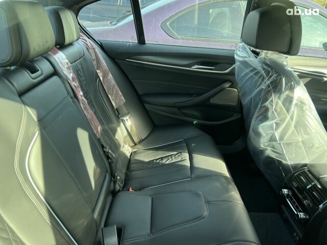 БМВ 5 Серія, об'ємом двигуна 3 л та пробігом 0 тис. км за 92269 $, фото 17 на Automoto.ua