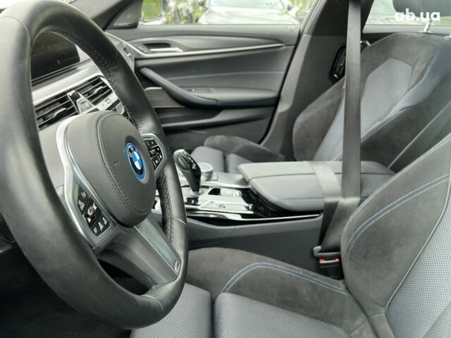 БМВ 5 Серия, объемом двигателя 2 л и пробегом 20 тыс. км за 69773 $, фото 5 на Automoto.ua